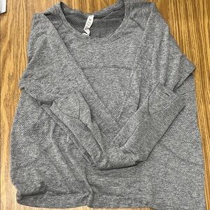 Lululemon swiftly tech long sleeve
